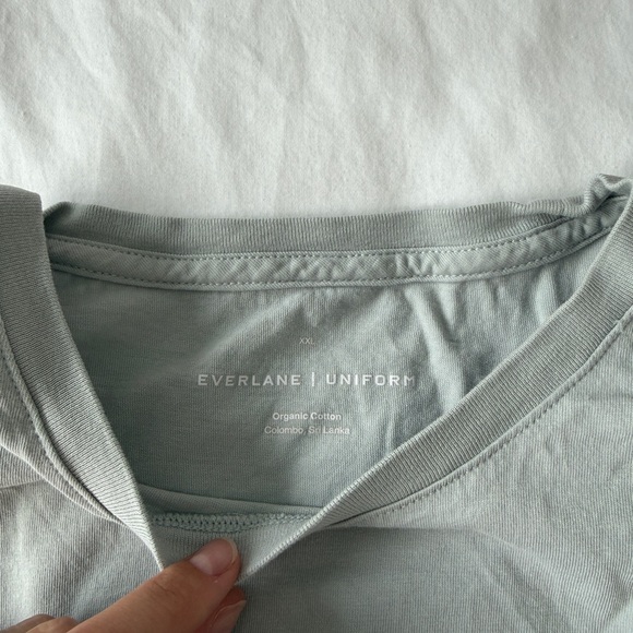 Everlane Dove Gray Cotton T-Shirt - Picture 2 of 2